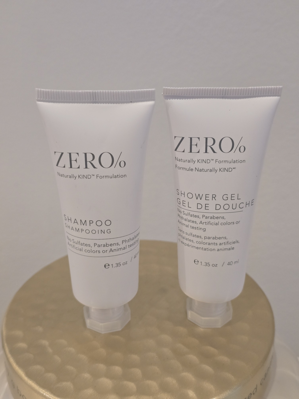 Zero% Shampoo and Shower Gel Travel-sized Bottles